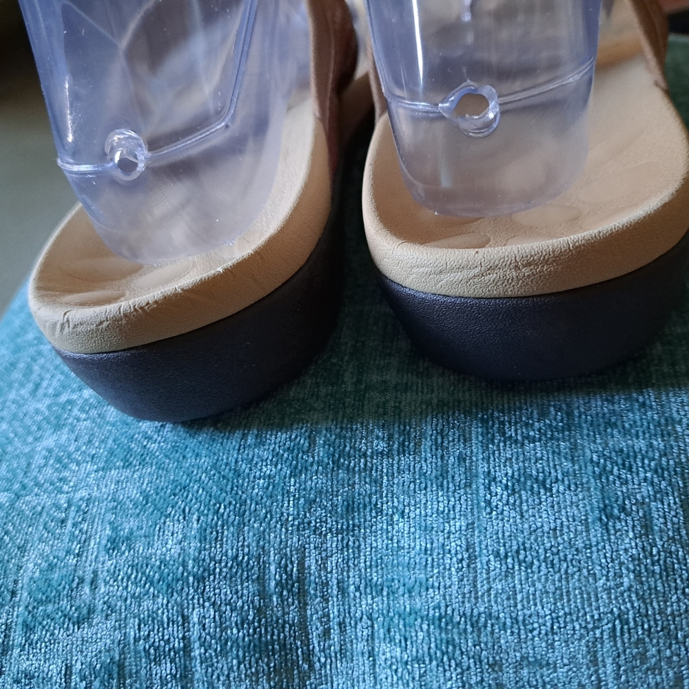 MEGNYA woman's FLIP FLOPS like new - Picture 5 of 8